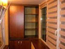 Стелажі на балкон – звільняємо простір цього