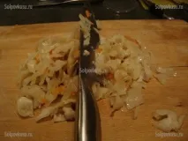 Тушкована квашена капуста квашена