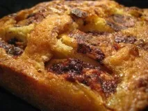 Сирна шарлотка з яблуками в духовці сирна