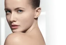 ДОГЛЯД ЗА ОБЛИЧЧЯМ - Institut Esthederm Latvija institut