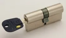 Заміна, встановлення та ремонт замку MUL-T-LOCK, поміняти личинку Мультилок ремонт
