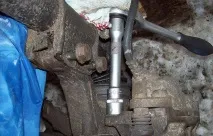 Заміна ступичного підшипника Рено Логан заміна