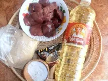 Смажена куряча печінка у сухарях печінка