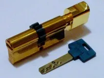 Заміна, встановлення та ремонт замку MUL-T-LOCK, поміняти личинку Мультилок ремонт