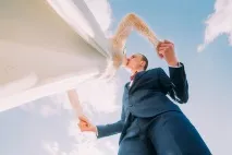 7 неромантичних питань, які потрібно поставити перед весіллям питань
