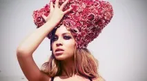 Бейонсе (Beyonce), Навколо Зірок навколо
