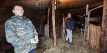 Білоукраїнсько-українська пара розповідає про переїзд у глуш і зарплати в селі переїзд