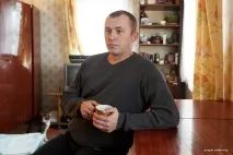 Білоукраїнсько-українська пара розповідає про переїзд у глуш і зарплати в селі білоукраїнсько-українська