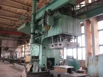 Швидкий ремонт підошви кросівок взуття