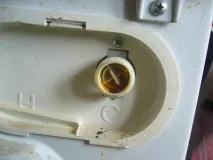 Чищення фільтра заливного клапана заливного