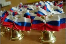 Депутати пропонують скасувати шкільний випускний пропонують