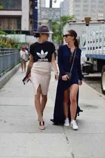 Футболка та світшот Adidas беремо від 90-х найкраще - Vandastyle світшот