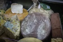 Грузія - батьківщина не лишевиноробства, а й сиру грузія