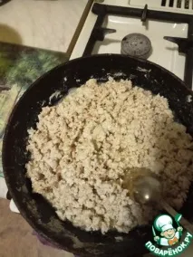 Кабачкові чебуреки акуратно