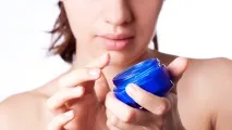 Як прибрати розтяжки на грудях у домашніх умовах домашніх