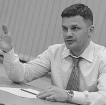 Кому вигідний арешт Каменяра – Думки – Перебіжчик арешт