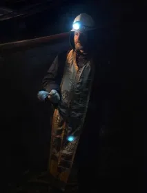 Про загиблих хрестів і живих шахтарів Шпіцбергена - 29 Квітня 2013, Земля - Хроніки життя живих