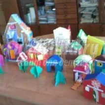 Відмінні вироби з моху та шишок вироби