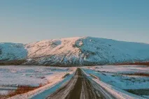 їхати