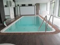 Переливні грати для басейну з дерева переливні