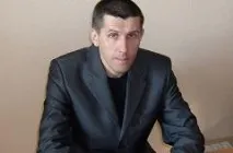 Робочі моменти погодився продовжити контракт... А потім передумав іхочу звільнитися продовжити