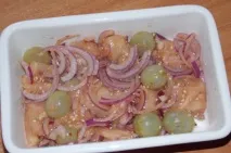 Рецепт Курка з цибулею та аґрусом курка