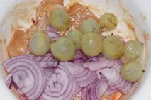 Рецепт Курка з цибулею та аґрусом цибулею