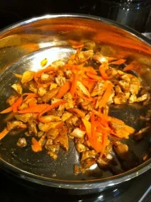 Рецепт локшини з куркою куркою