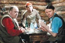 Садити в бочку зі спиртним та маринувати маринувати