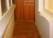 балконів