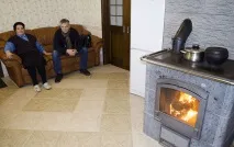 українську
