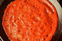 Солянка м’ясна на сковороді сковороді