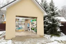 Будуємо гараж при приватному заміському будинку або котеджі (фото) будинку