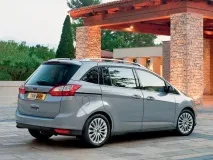 Тест-драйв Ford Grand C-Max Велика різниця c-max
