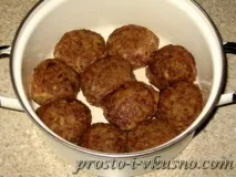 Тефтелі м’ясні з овочами можна