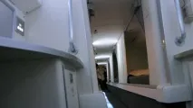 Що приховують літакистюардес на далеких перельотах приховують