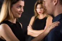 Що може очікувати коханку, якщо зробити відворот від неї очікувати