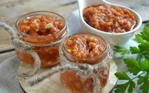 Аджика з кабачків зяблуками на зиму зяблуками
