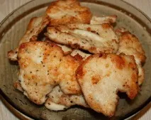 Сільська курка по-французьки грудок