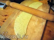 Домашня італійська паста зі шпинатом паста