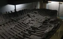 Стародавній корабель з дна моря - Військовий огляд огляд