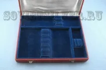 Футляри для 12 приладів сервірування столу в магазині «Советское Столовое Срібло» приладів