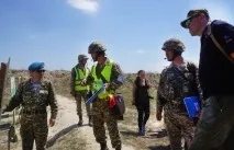 Блакитним беретам у казахстанській армії повернули довгоочікуване звання «десант» - про десант без кордонів блакитним