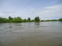 Як правильно поводитися під час повені, повені поводитися