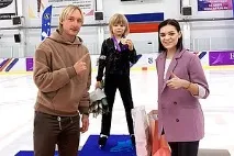 Сестра Енріке Іглесіаса виклала його невідомі дитячі фото виклала