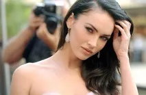 Як зробити весільний макіяж з стилі Меган Фокс весільний