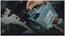 Як встановити штатний головний пристрій на Opel Insignia встановити