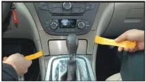 Як встановити штатний головний пристрій на Opel Insignia пристрій