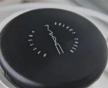 Компактна пудра Select Sheer Powder від MAC – відгуки покупців select