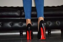 Червона Підошва Туфель у Стилі Christian Louboutin Своїми Руками christian